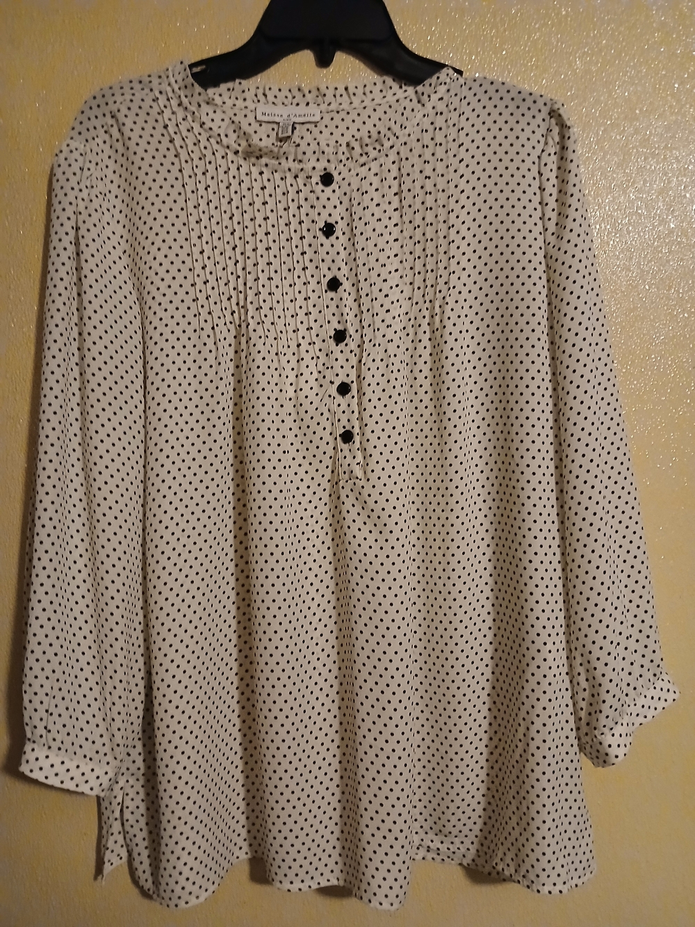 XL Women's Long Sleeve Cream Polka Dot Blouse